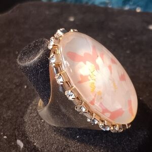 Elegant Lucite Gold & Pink Women's Ring W/cubic Zirconia Around The Edge, Sz 6.5